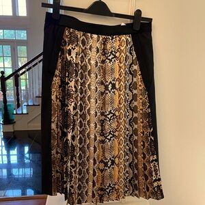 Carlisle Collection Snake Print Pleated Skirt with Black Back